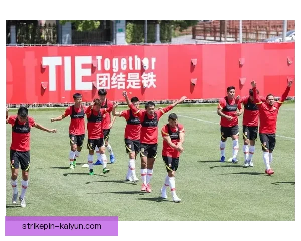 亚冠联赛半决赛阶段即将来袭，各支球队备战状态引人关注