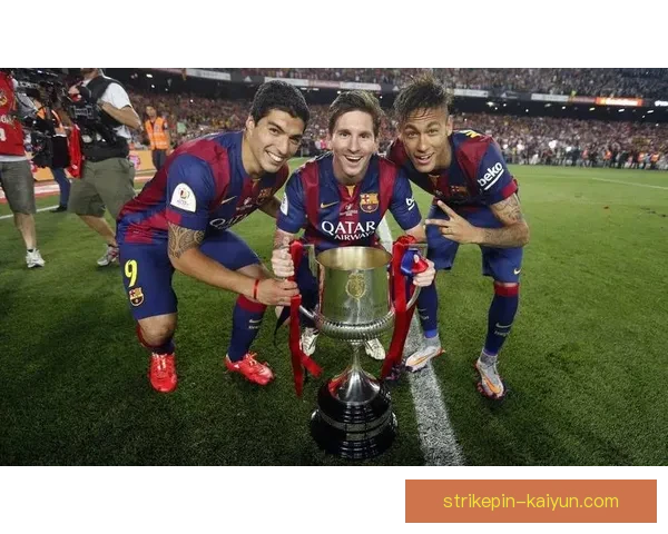 内马尔回顾MSN组合经典时刻，展现无与伦比的默契与实力